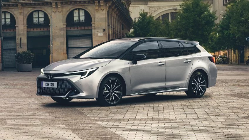 Toyota+Corolla+Touring+Sports+Hybrid