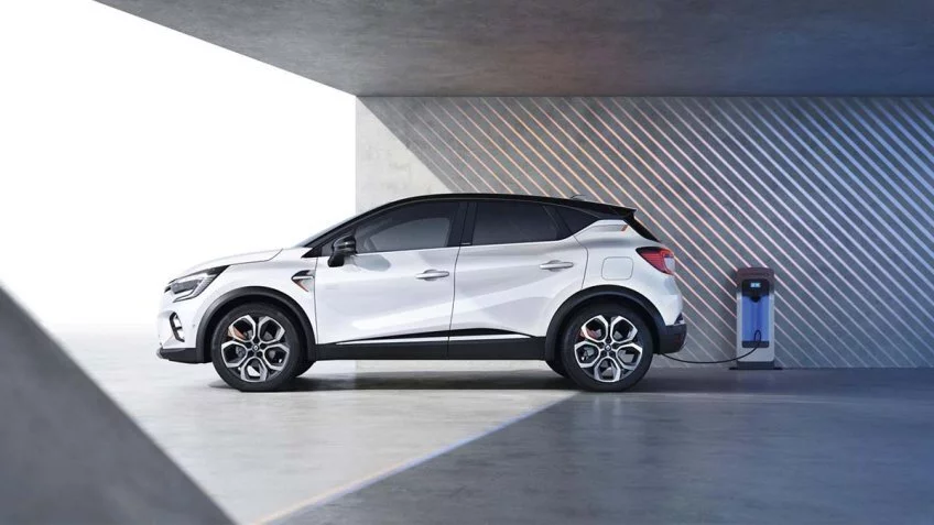 Renault+Captur+E-Tech+Techno+Plug-in+Hybrid+Service