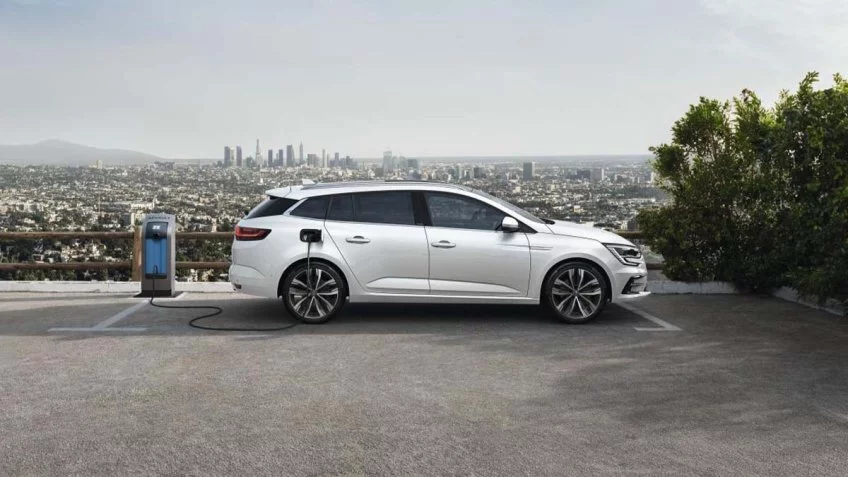 Renault+M%C3%A9gane+Grandtour+E-Tech+Equilibre+Plug-in+Hybrid+Service