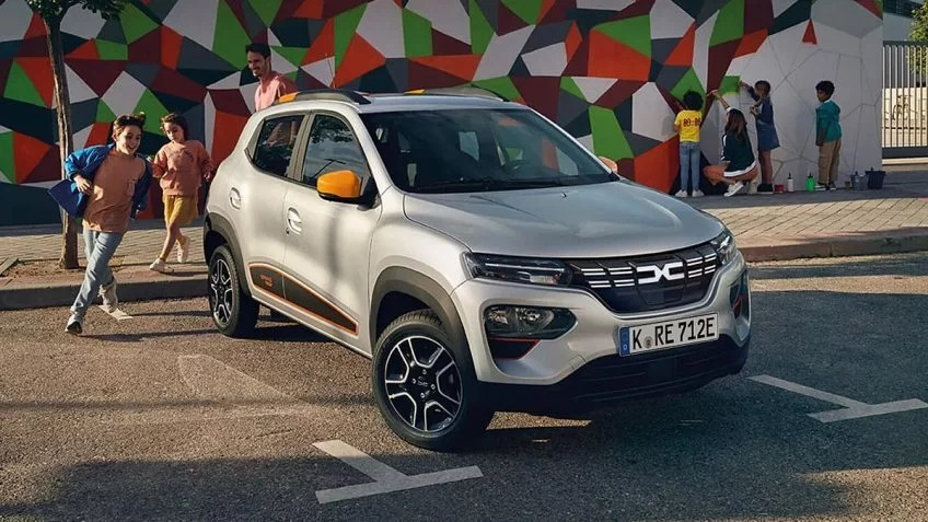 Dacia+Spring+Essential+Full+Service