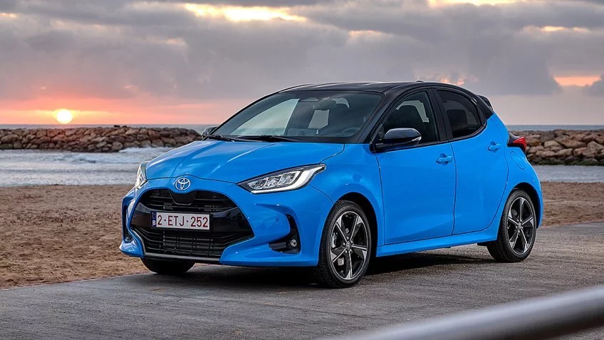 Toyota+Yaris+Hybrid