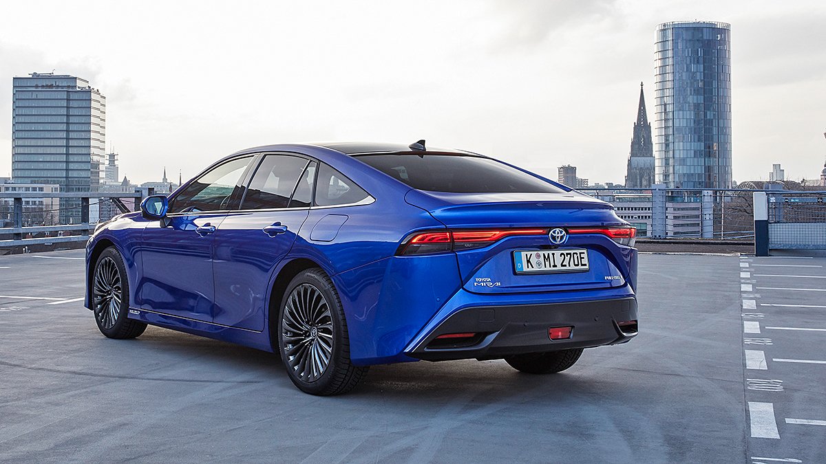 Toyota Mirai hinten 1200x675