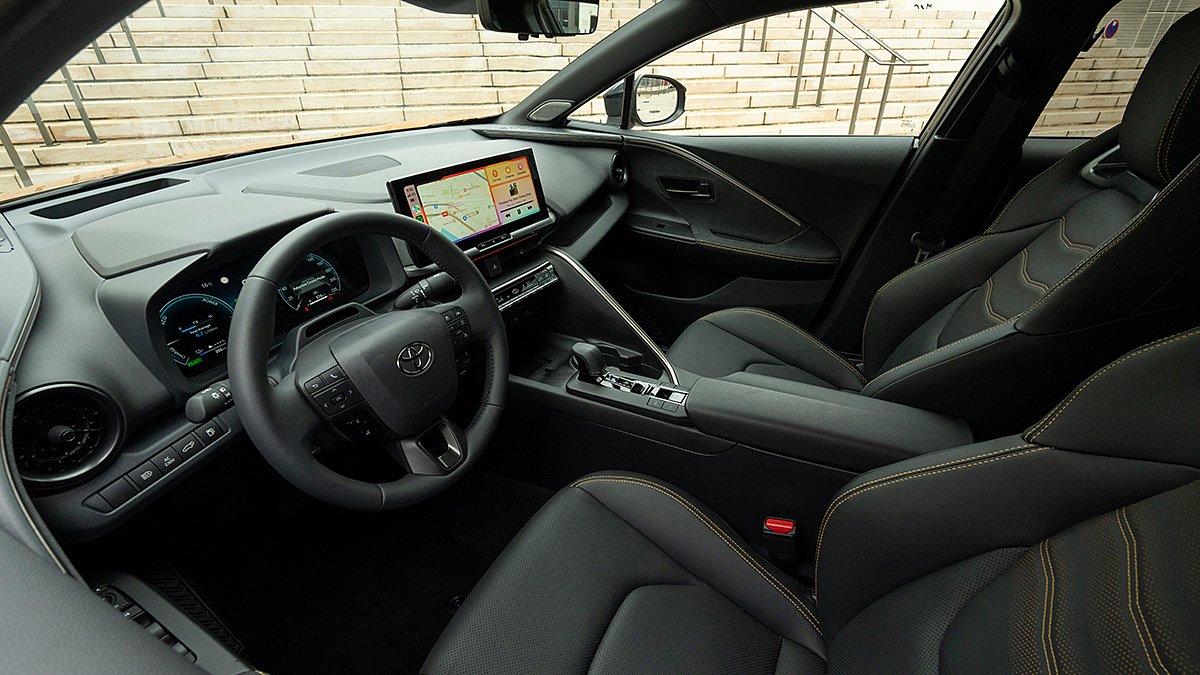 Toyota C-HR innen 1200x675