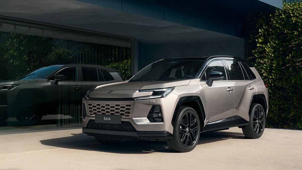 Toyota RAV4 PHEV 2026 front 1200x675
