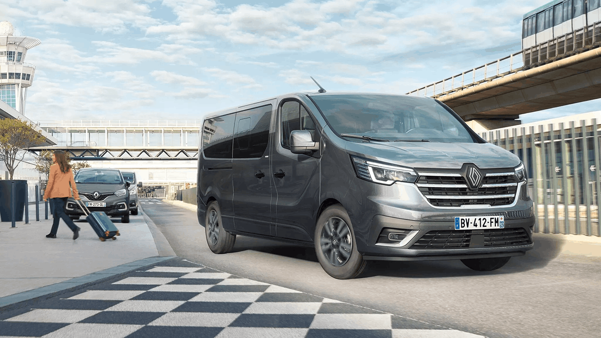 Trafic Combi Spaceclass grau 1200x675