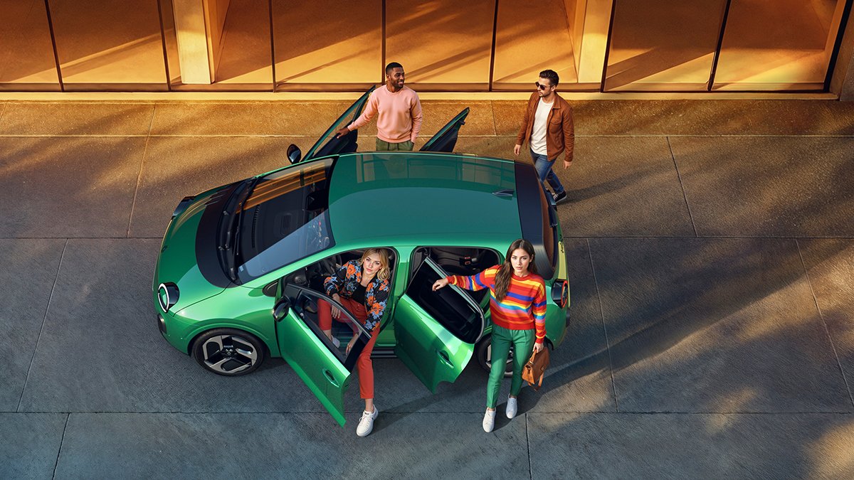 Renault Twingo E-Tech offene Türen 1200x675
