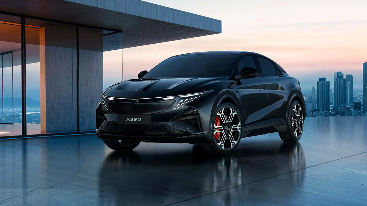 Alpine A390 schwarz 1200x675