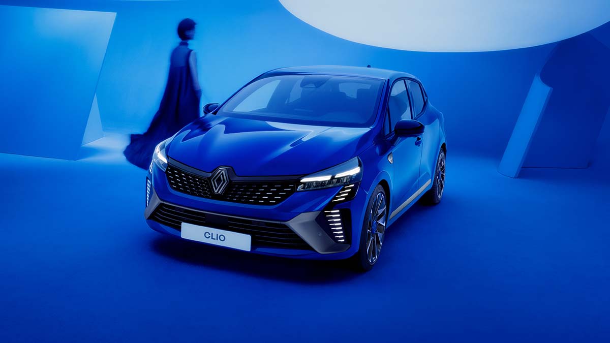 Renault Clio blau 1200x675